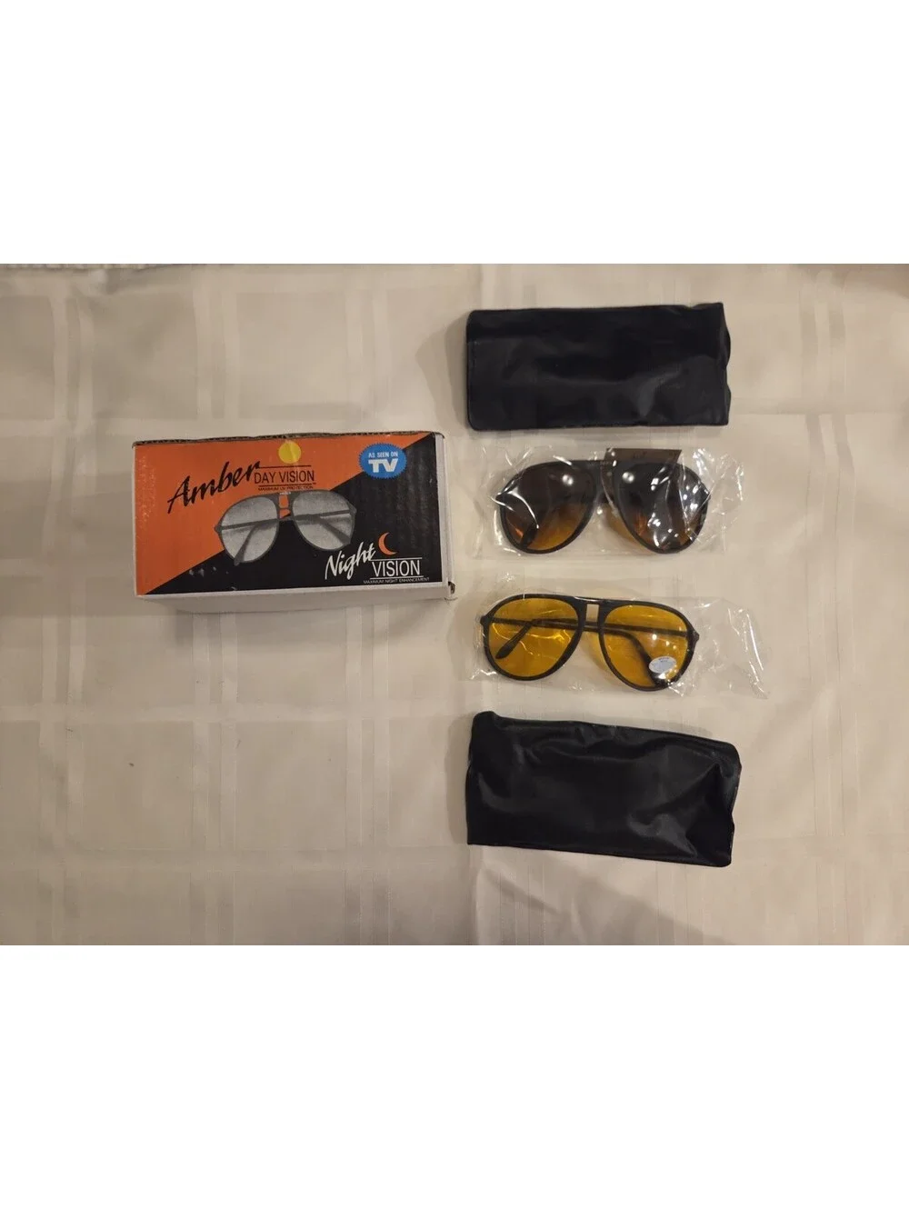 AmberVision (2) Sunglasses Night And Day Aviator Frame 80s As Seen On TV